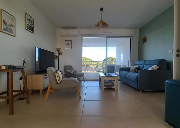 아파트 Voiles Blanches Grand T3 *